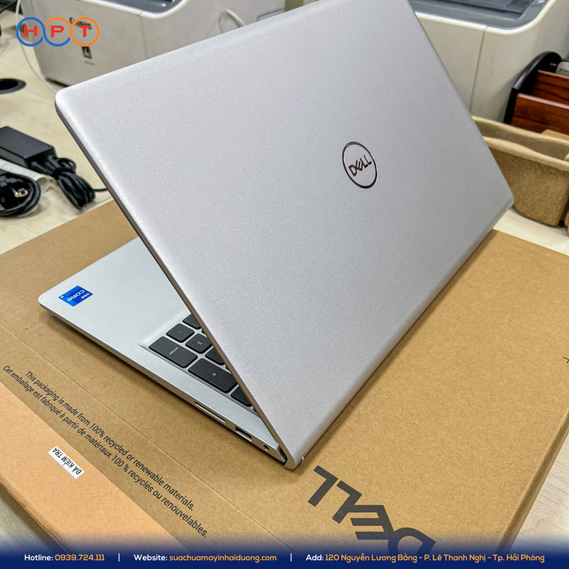 Máy được trang bị pin 3 Cell 41W